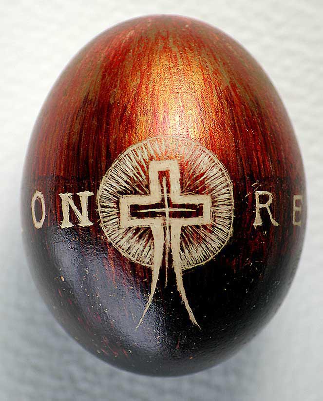 coquille d'oeuf peinte et gravée