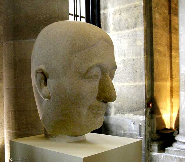 Tête d'Alain par le sculpteur Henri Navarre