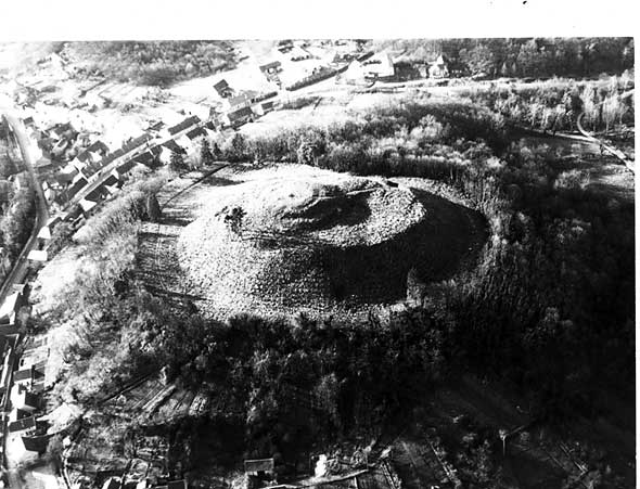 Montaigu, la motte castrale