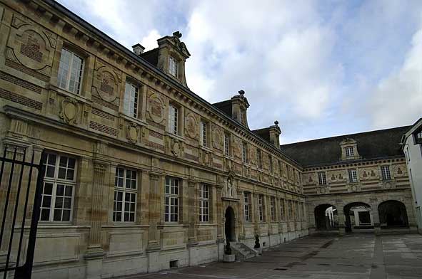 ancien couvent XVIIe s. 