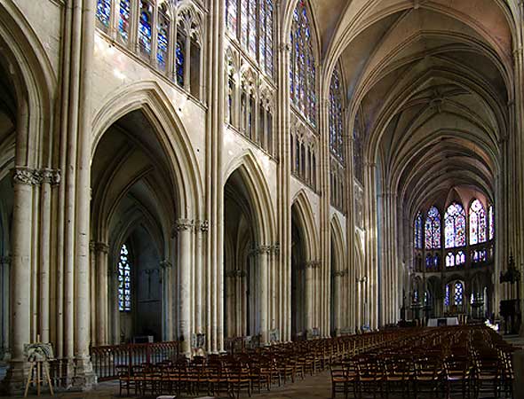 nef gothique de Saint-Pierre de Troyes