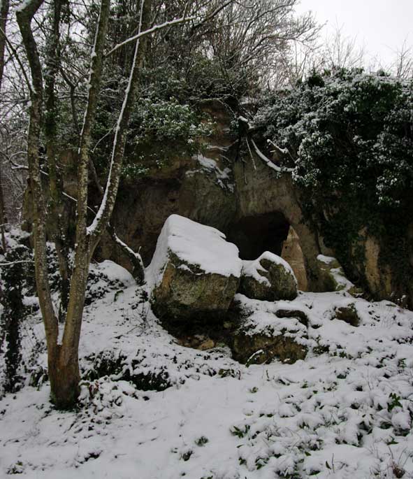 Danger, chute de pierres !