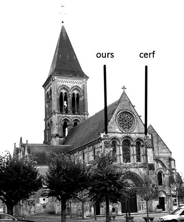 localisation des deux sculptures sur la façade