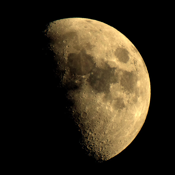 LuneNuit16Fevrier19H30W